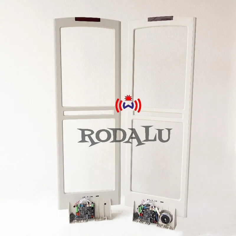 Antena RODALU 806 con su controlador